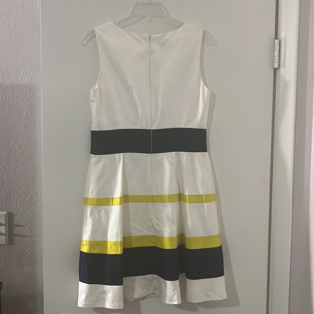 Spring Dress - NEW - Picture 2 of 2
